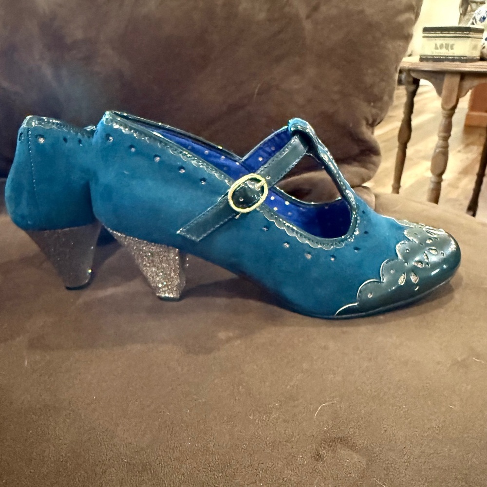 Poetic License London Whimsical Blue Leather Suede Glitter Heel Shoes Sz 5 1/2